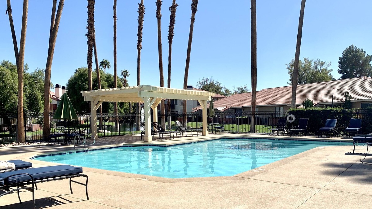Palm Desert Villa | Beautiful Palm Lakes Villa