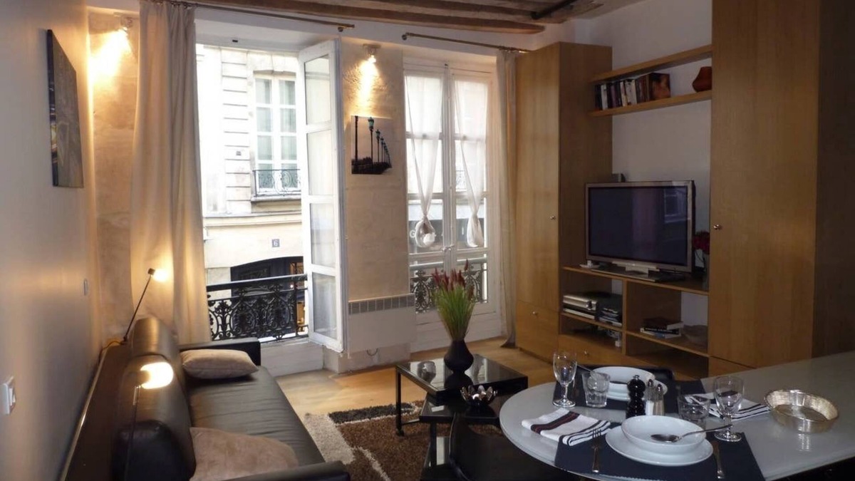 Odeon Apartment | Beautiful Paris St Germain des Près