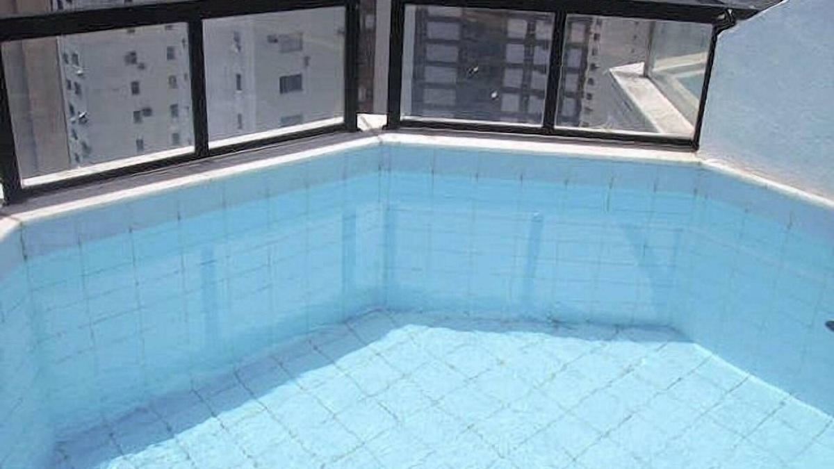 Pituba Apartment | Beautiful penthouse with swimming pool overlooking the sea in Pituba. Finely decorated.