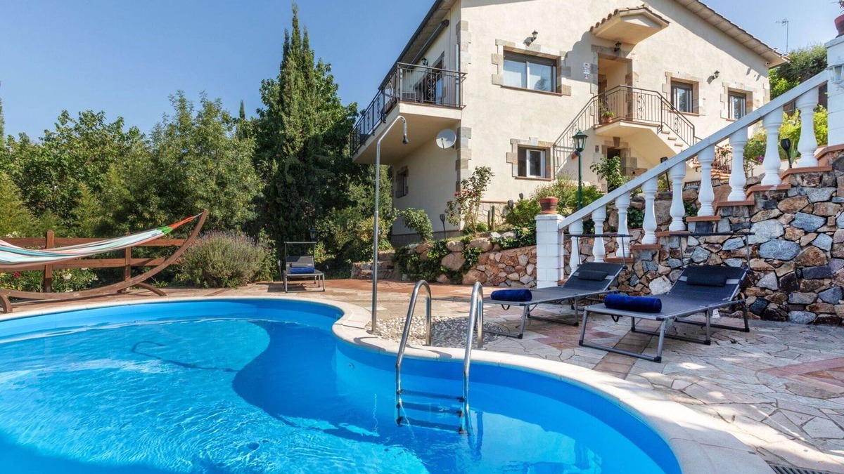 Fogars de la Selva House | Beautiful private villa for 8 guests with WIFI, A/C, private pool, TV, patio and parking