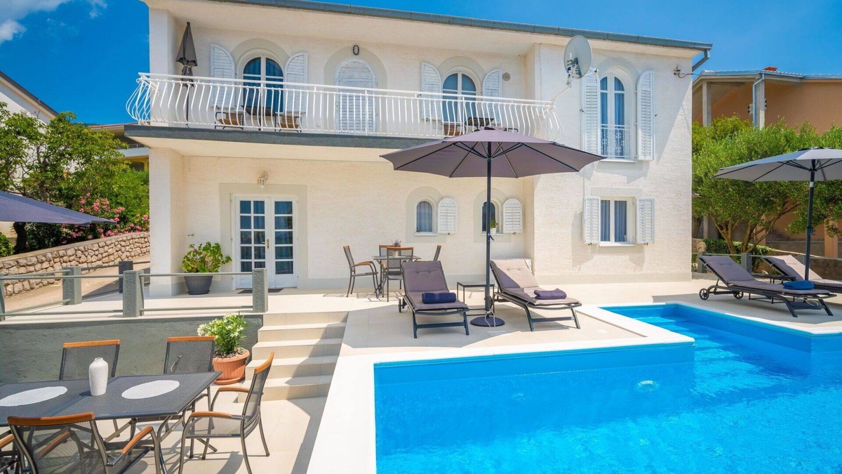 Klenovica House | Beautiful private villa for 10 people with WIFI, private pool, A/C, TV and terrace