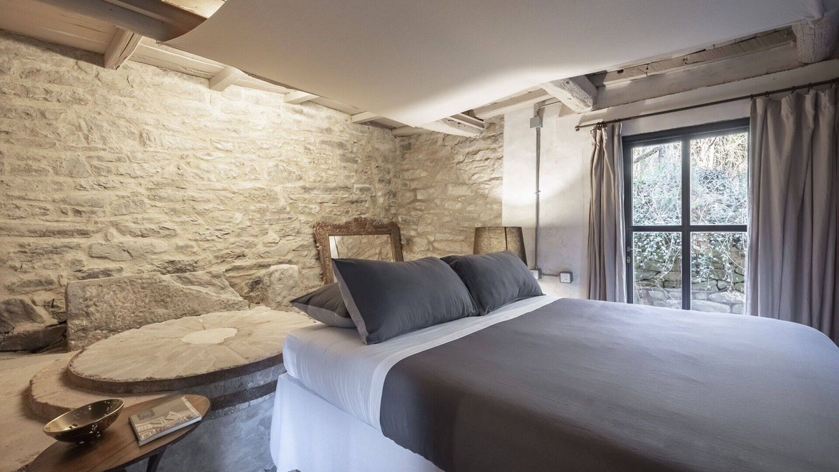 Loro Ciuffenna Villa | Beautiful private villa for 12 people with private pool, A/C, WIFI, TV and patio