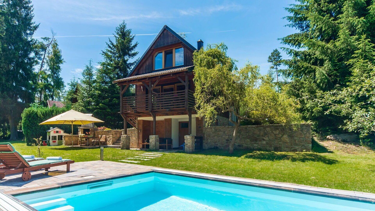 Blazejov House | Beautiful private villa with private pool, WIFI, TV, terrace, pets allowed and panoramic view