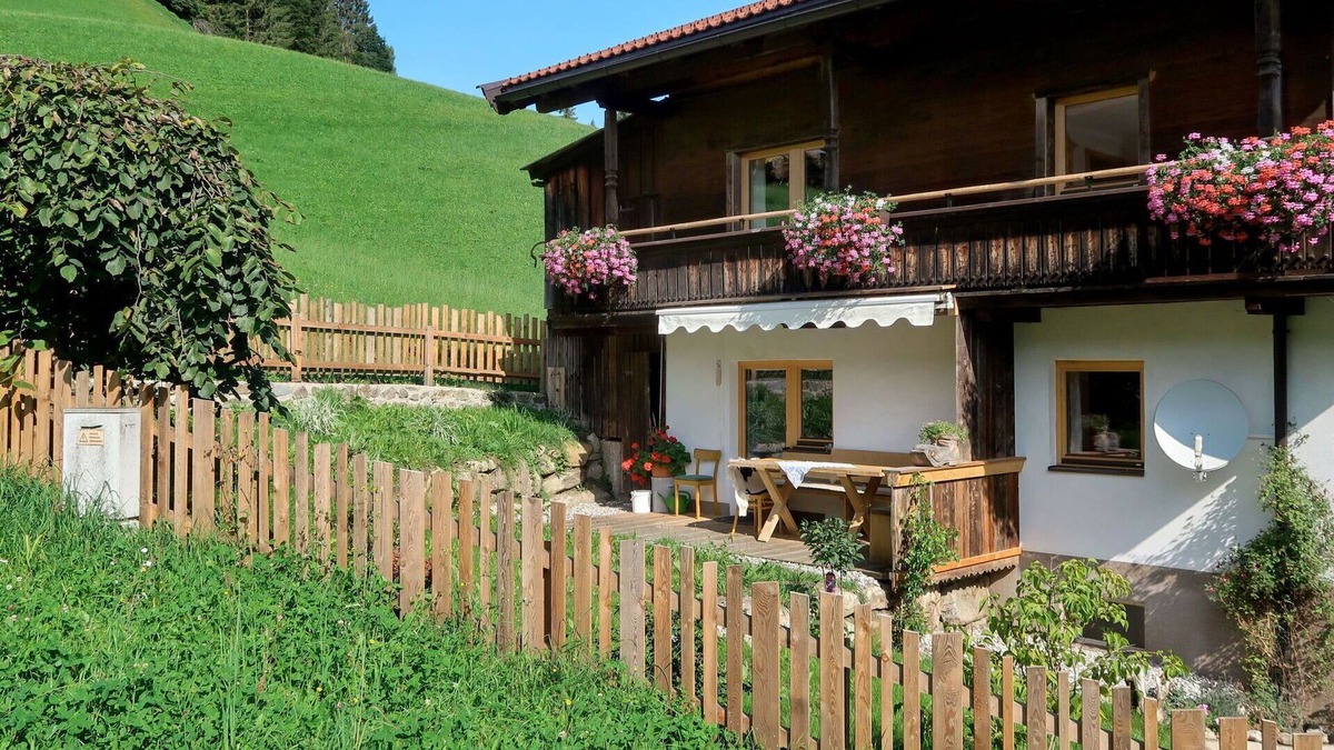 Auffach House | Beautiful private villa for 10 people with WIFI, TV, terrace and parking