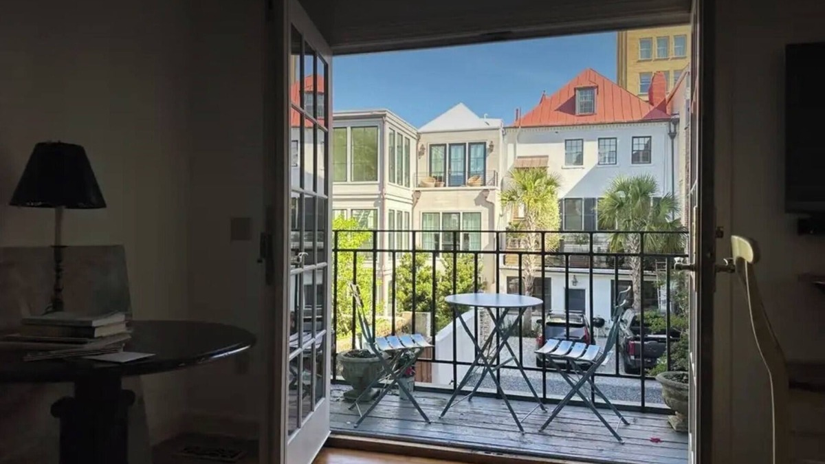 South of Broad House | Beautiful private back house located South of Broad with stunning views.
