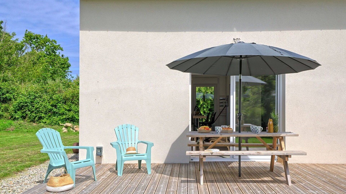 Plougrescant House | Beautiful private villa for 4 guests with TV and terrace