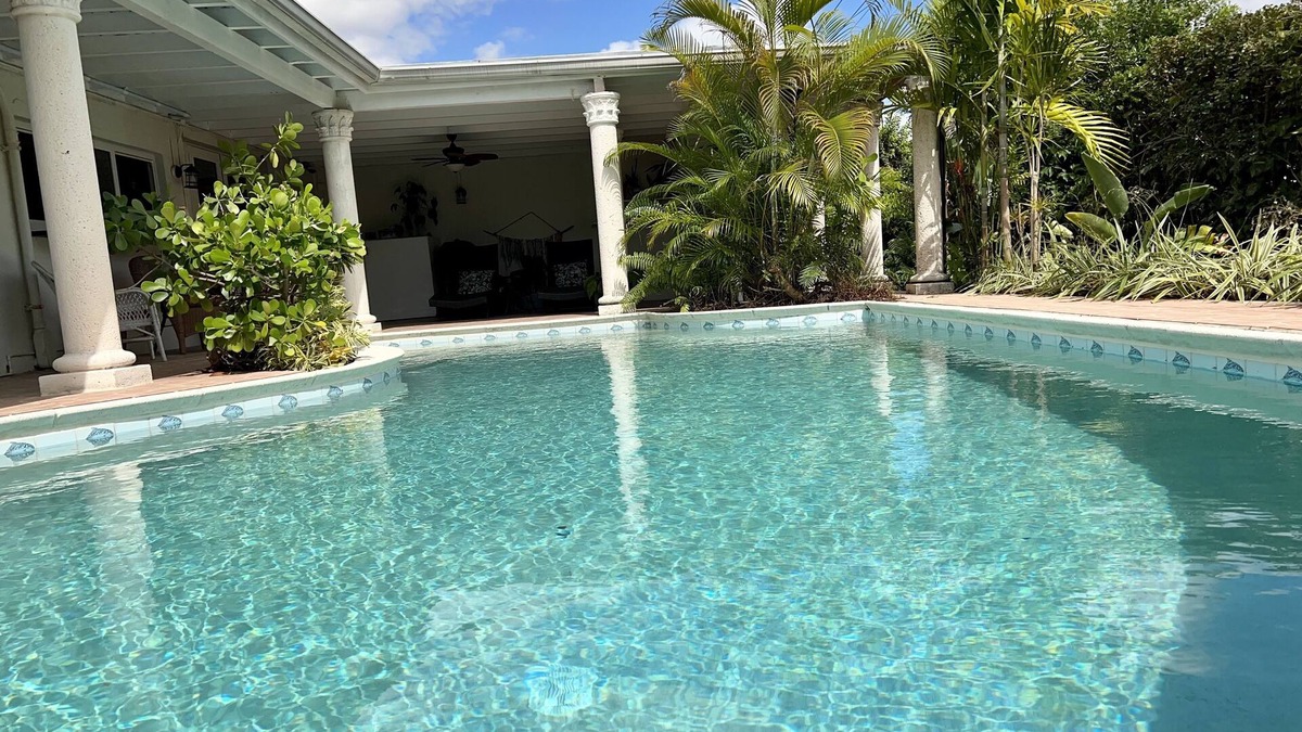 Flagami House | Beautiful private House With a Pool In Miami
