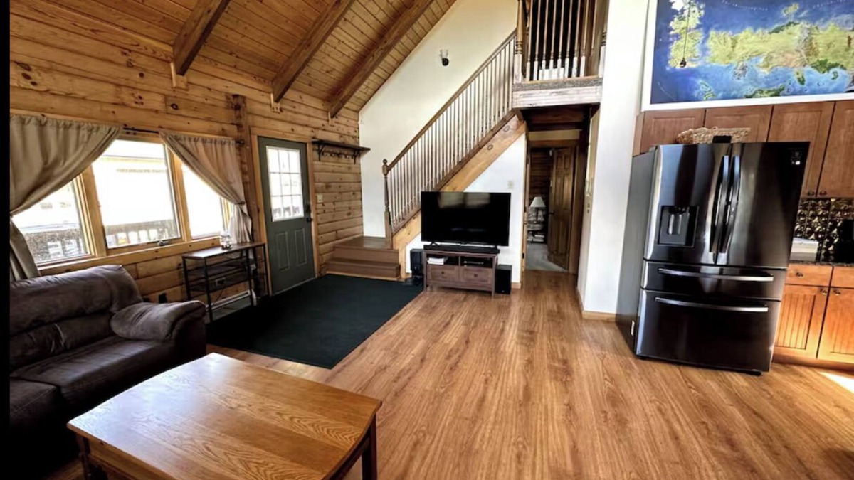 Mount Vision House | Beautiful Private Cozy Cabin, 3 bedrooms, 5 acres
