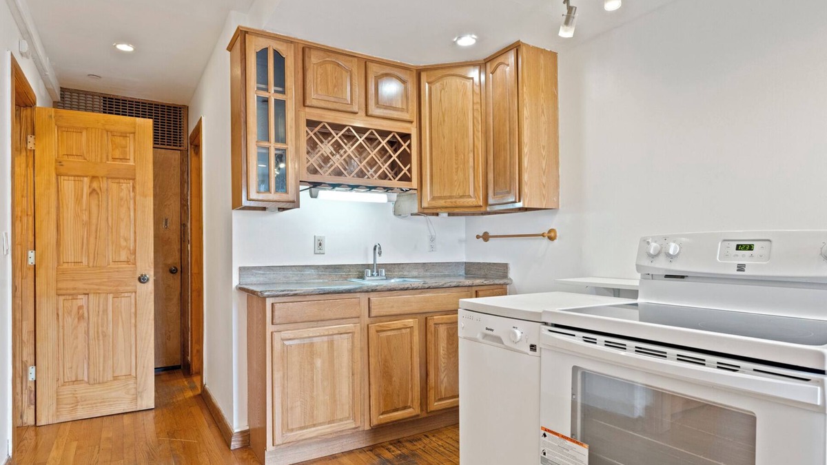 Outer Richmond Apartment | Beautiful Private Flat in Sea Cliff