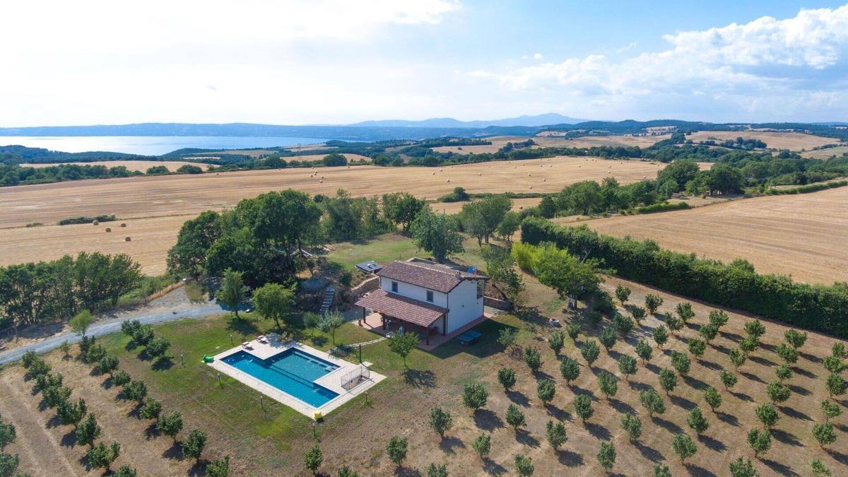 Bagnoregio Villa | Beautiful private villa with private pool, A/C, WIFI, TV, patio, pets allowed and panoramic view