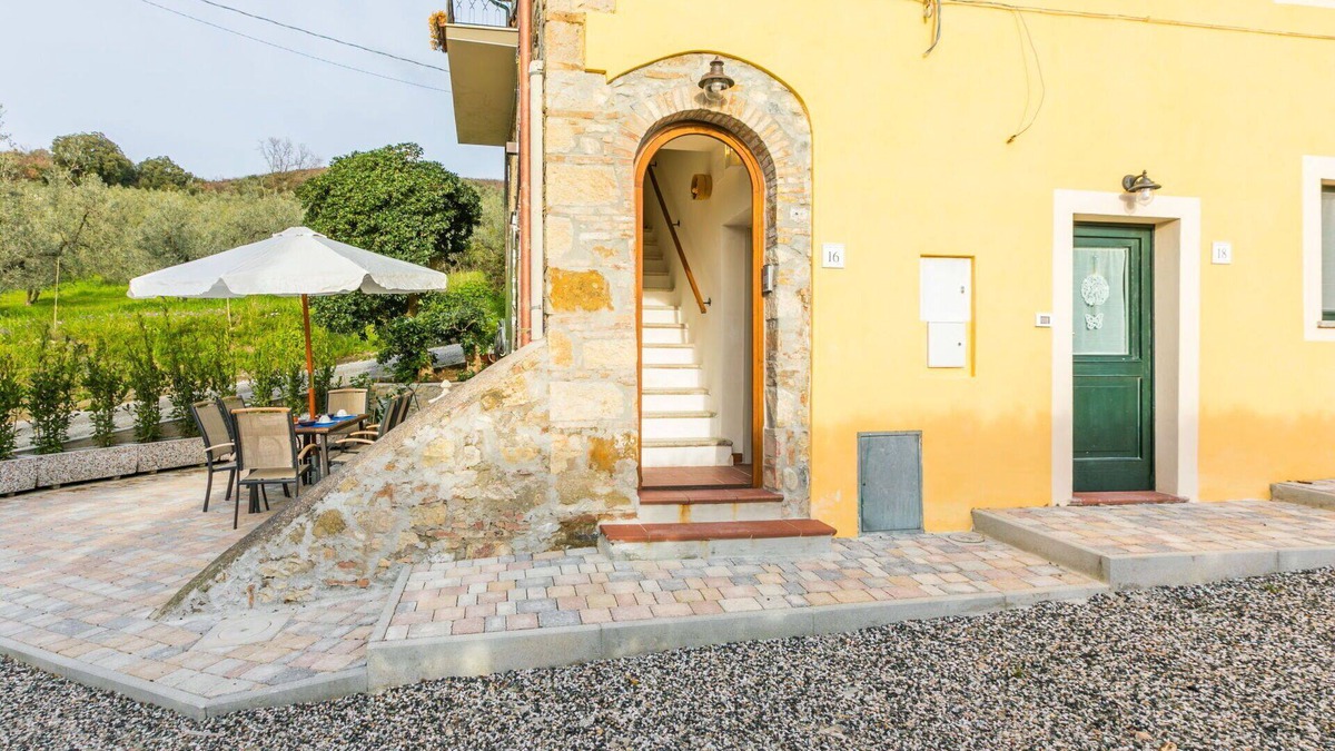Santa Luce House | Beautiful private villa for 6 people with A/C, WIFI, TV and patio