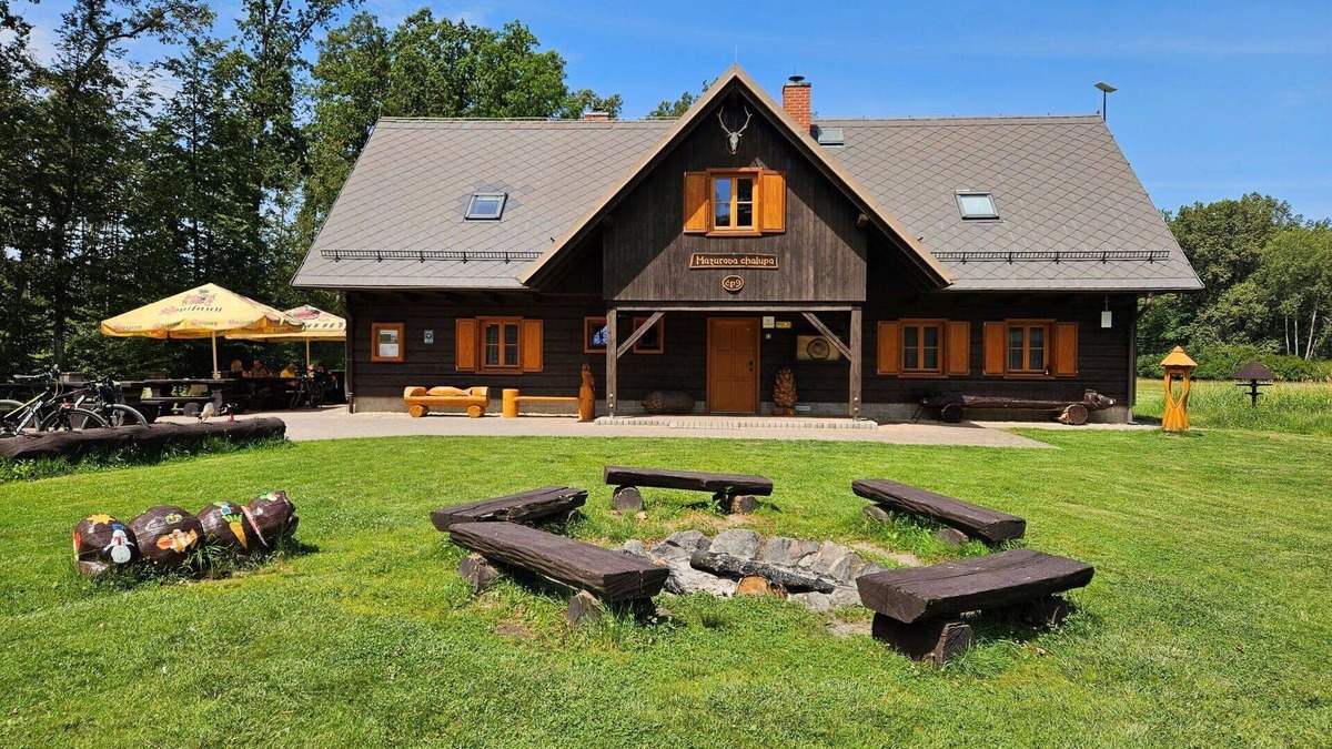 Byst Villa | Beautiful private villa for 12 people with WIFI, TV and pets allowed