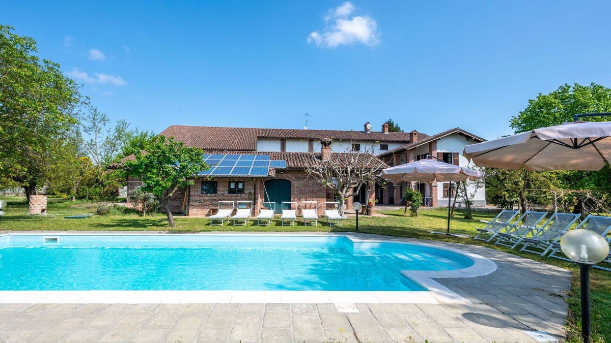 Basaluzzo Villa | Beautiful private villa with private pool, hot tub, WIFI, TV, patio, pets allowed and panoramic .