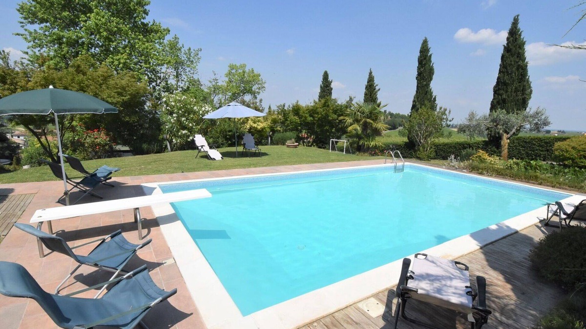 Zenevredo Villa | Beautiful private villa with private pool, WIFI, A/C, TV, patio, pets allowed and panoramic view
