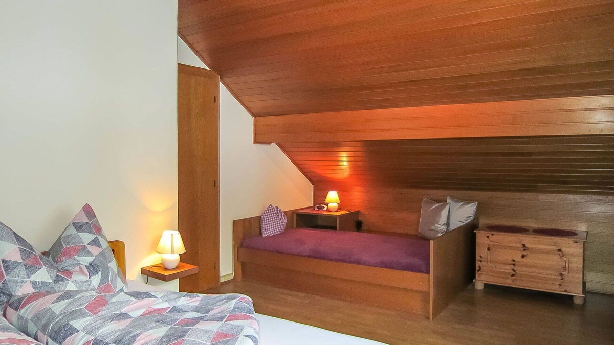 Muhldorf House | Beautiful private villa for 4 people with WIFI, TV, terrace and pets allowed