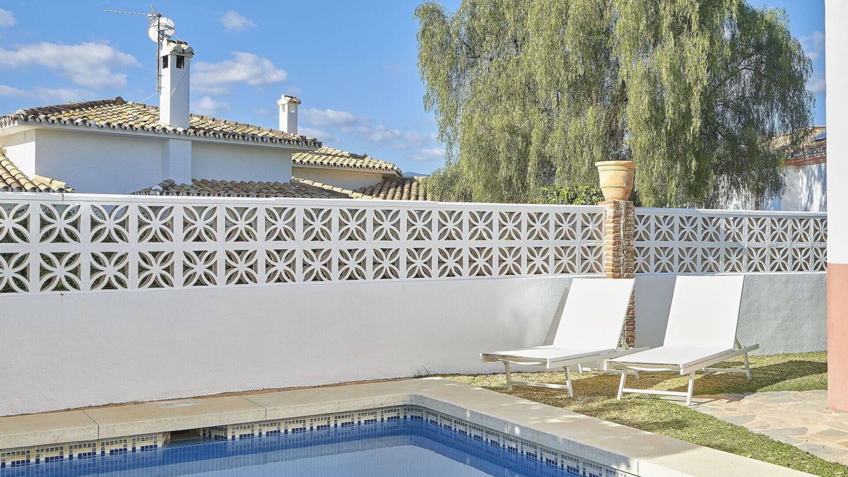 Guadalmina House | Beautiful private villa for 8 guests with WIFI, A/C, private pool, TV, terrace and pets allowed