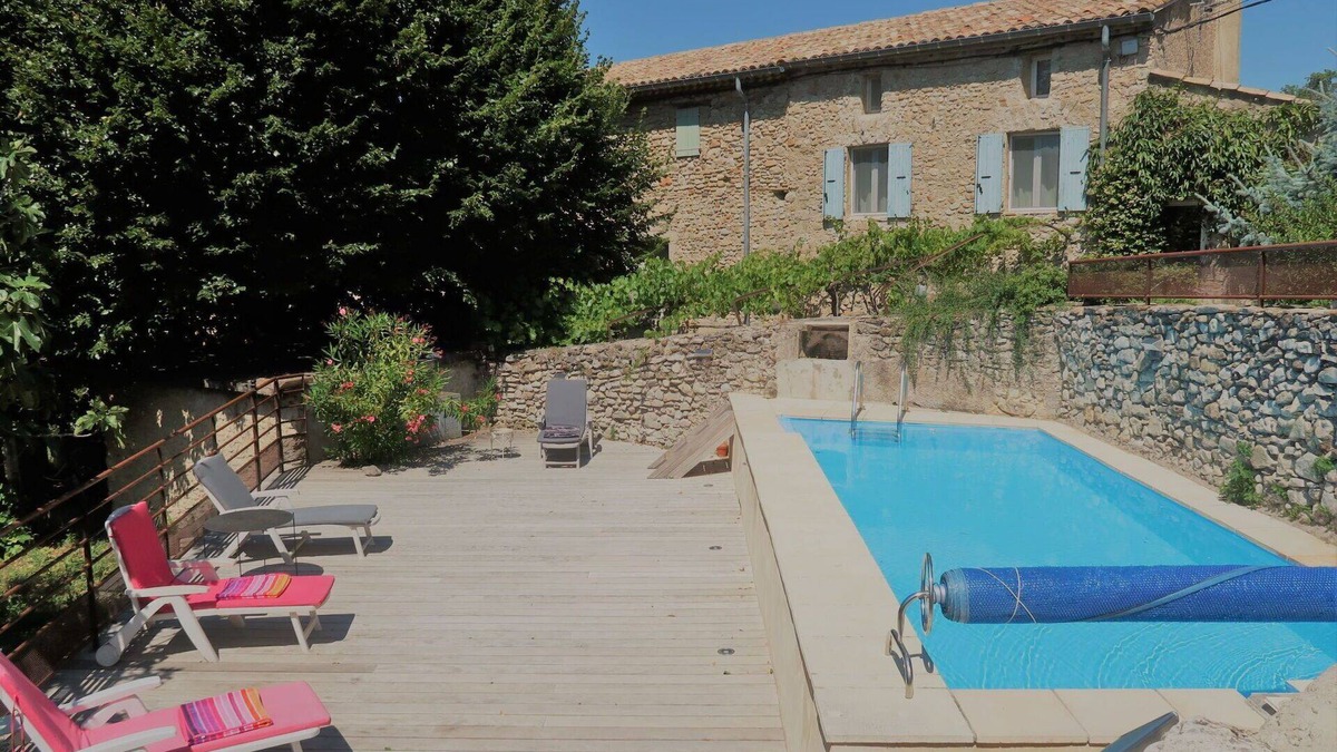 Venterol House | Beautiful private villa for 2 people with WIFI, pool, TV and pets allowed