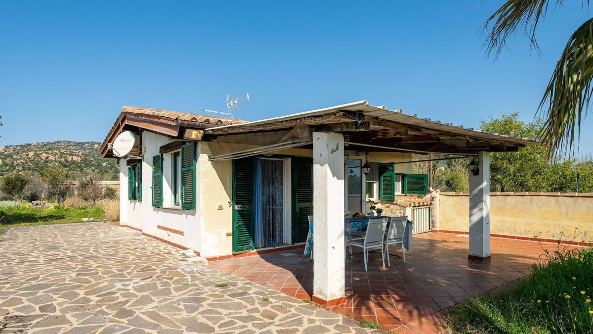 Muravera House | Beautiful private villa for 4 guests with WIFI, A/C, TV, patio, pets allowed and panoramic view
