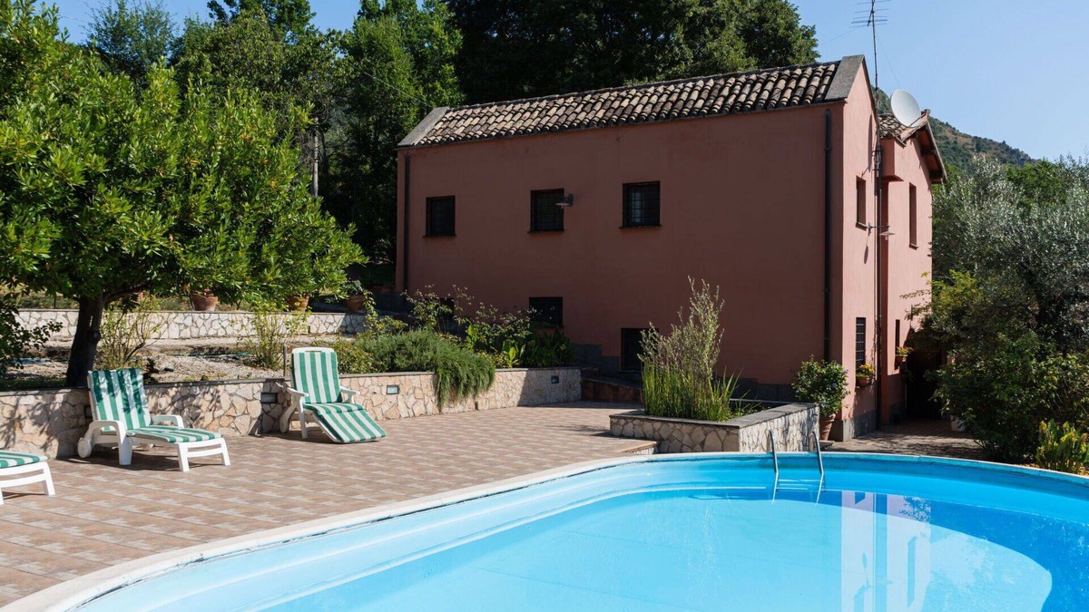 Salisano Villa | Beautiful private villa for 8 guests with private pool, WIFI, TV and patio