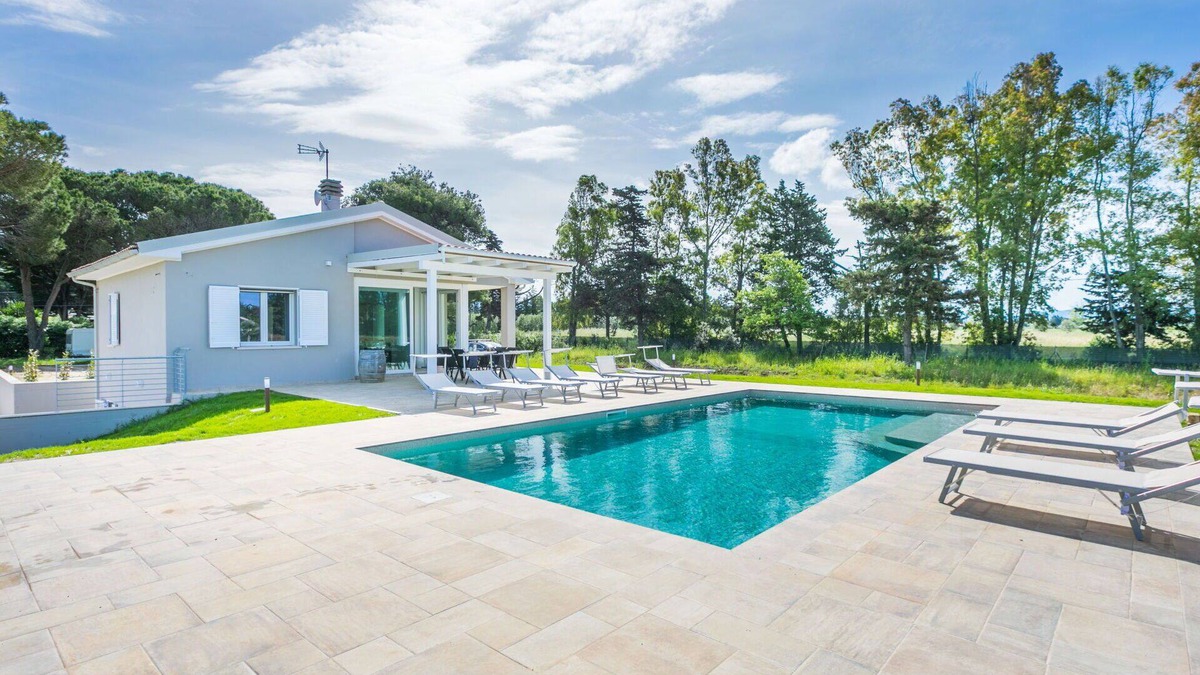 Bibbona House | Beautiful private villa for 8 guests with WIFI, private pool, A/C, TV, terrace and pets allowed