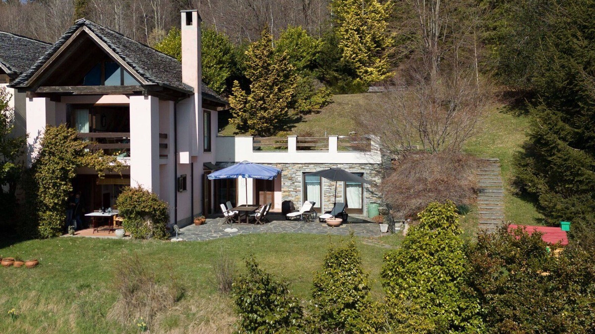 Premeno House | Beautiful private villa for 6 guests with WIFI and terrace