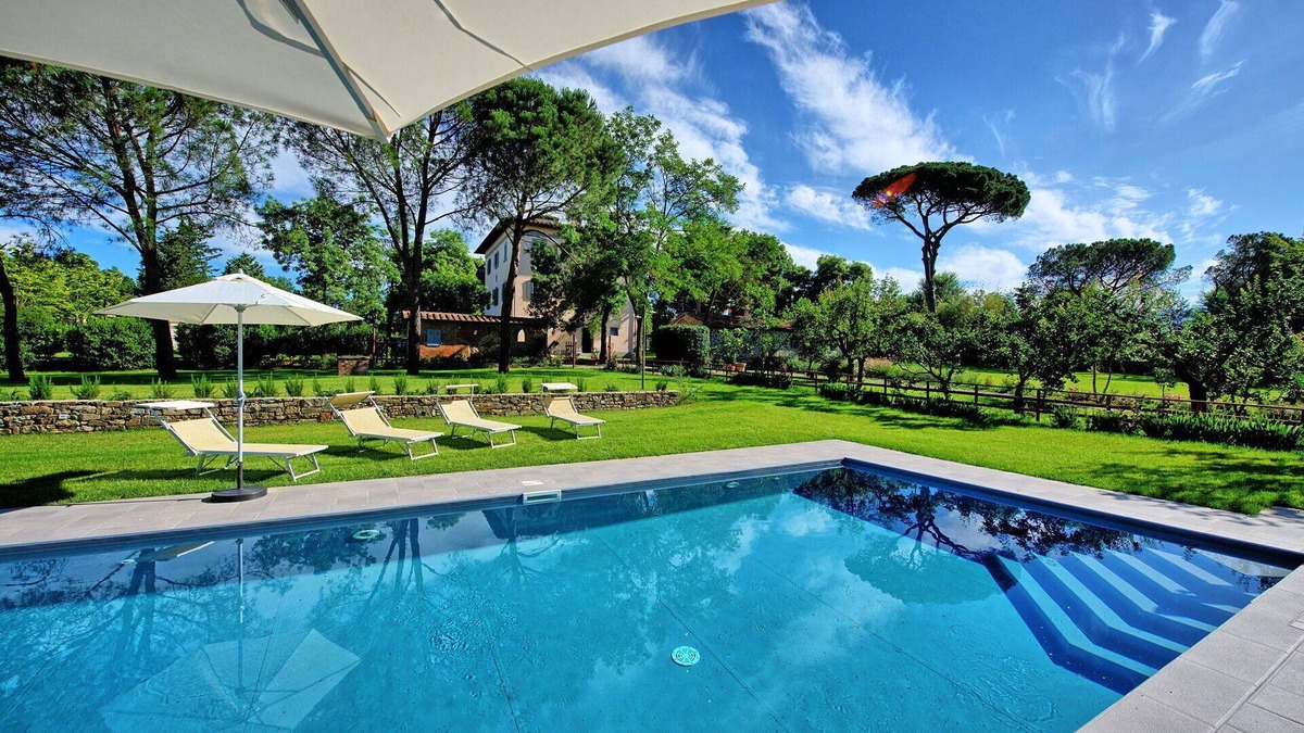 Le Piazze Villa | Beautiful private villa with A/C, private pool, WIFI, TV and panoramic view, close to Arezzo