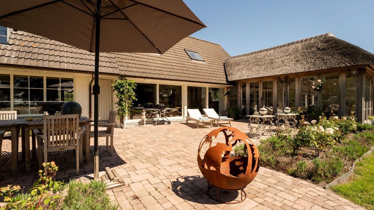 De Haan Villa | Beautiful private villa for 12 guests with WIFI, TV and patio