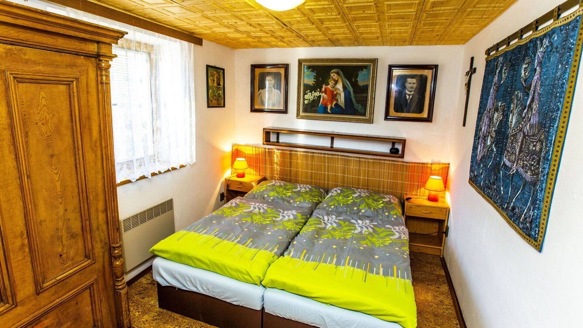 Rovensko pod Troskami Villa | Beautiful private villa for 8 guests with TV and patio