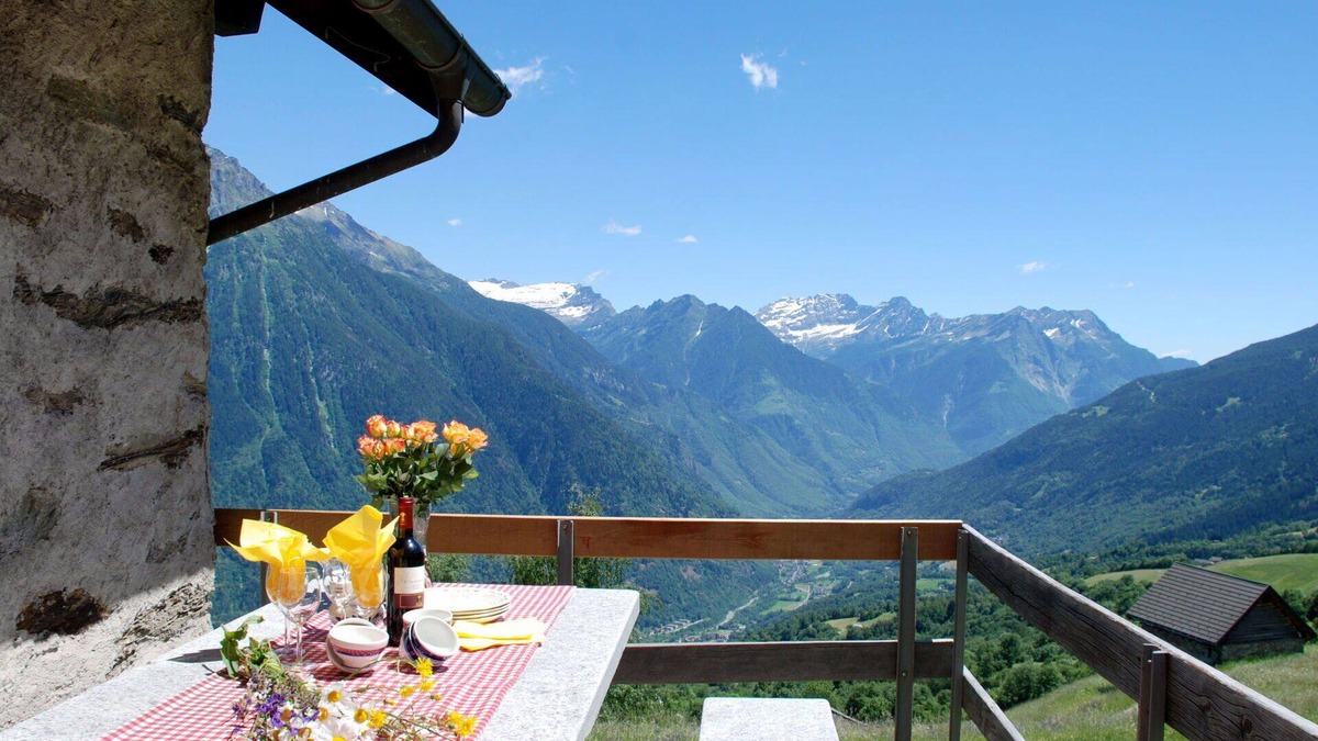 Acquarossa House | Beautiful private villa for 4 people with TV, terrace, pets allowed, panoramic view and parking