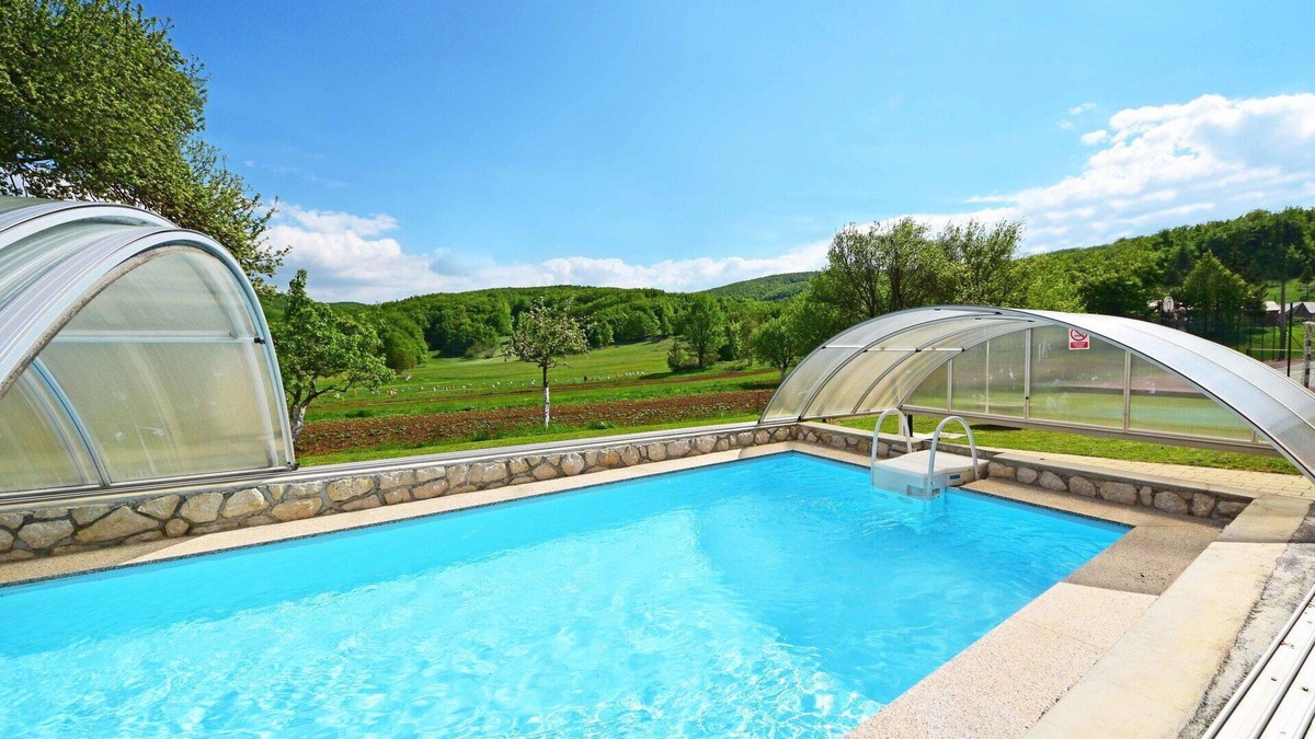 Krivi Put House | Beautiful private villa for 5 people with WIFI, A/C, pool, TV, terrace and panoramic view