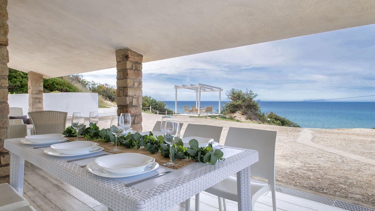 Badesi Villa | Beautiful private villa for 6 guests with A/C, WIFI, TV, patio and parking