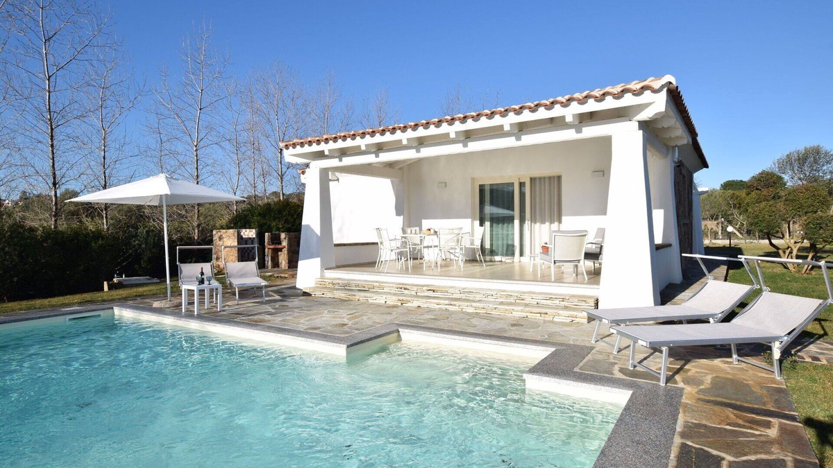 Limpiddu Villa | Beautiful private villa for 8 people with WIFI, private pool, A/C and panoramic view
