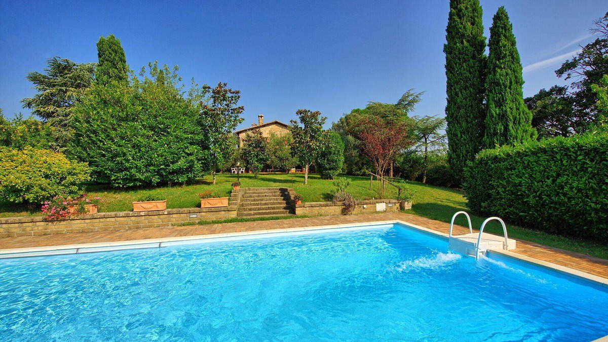 Cetona Villa | Beautiful private villa for 7 guests with A/C, private pool, TV, panoramic view and parking