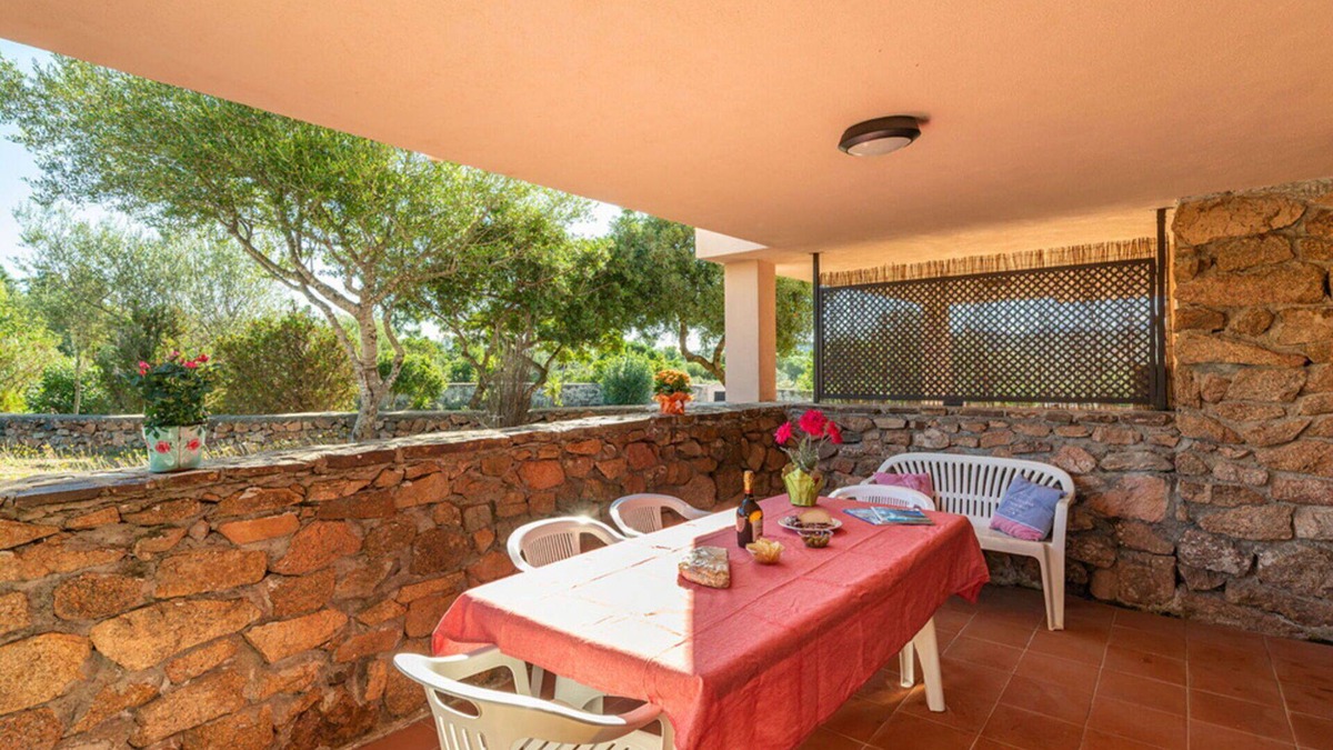 Porto Istana House | Beautiful private villa for 6 guests with TV and terrace