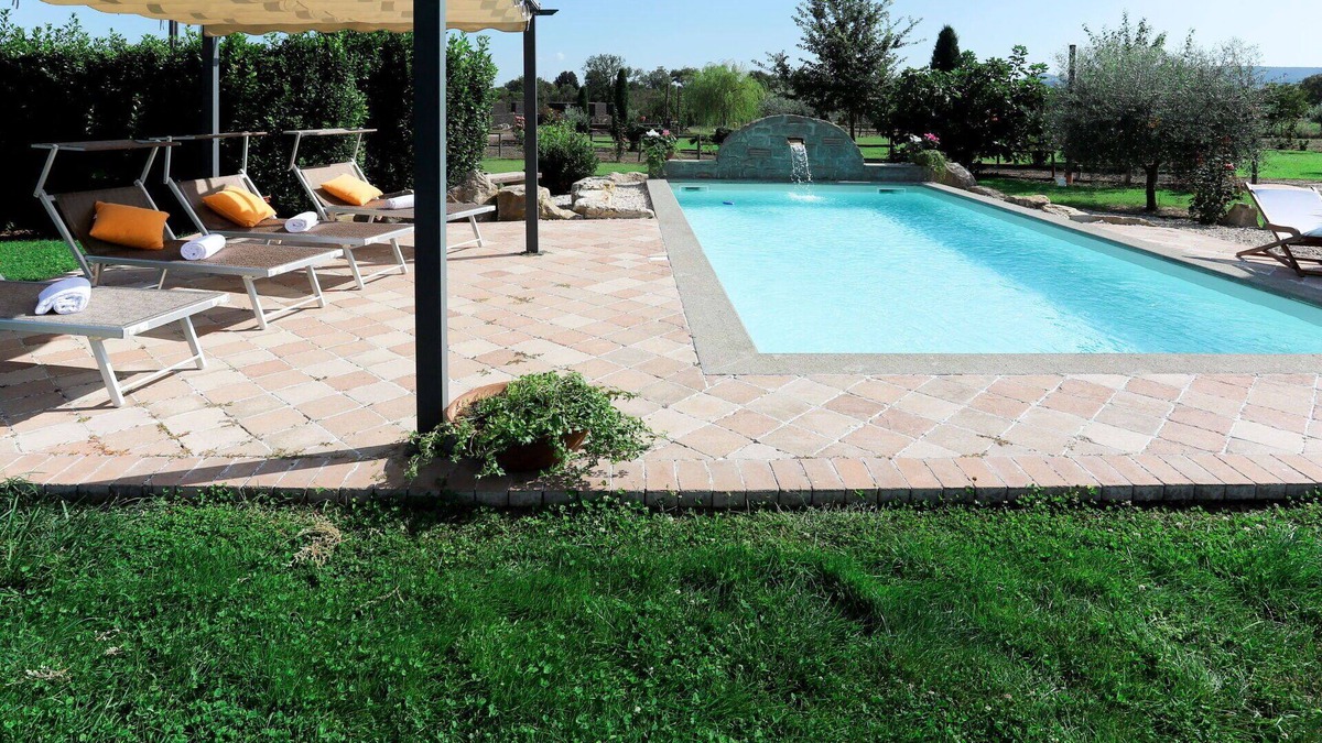 Sutri Villa | Beautiful private villa for 5 people with A/C, private pool, WIFI, TV, terrace and panoramic view