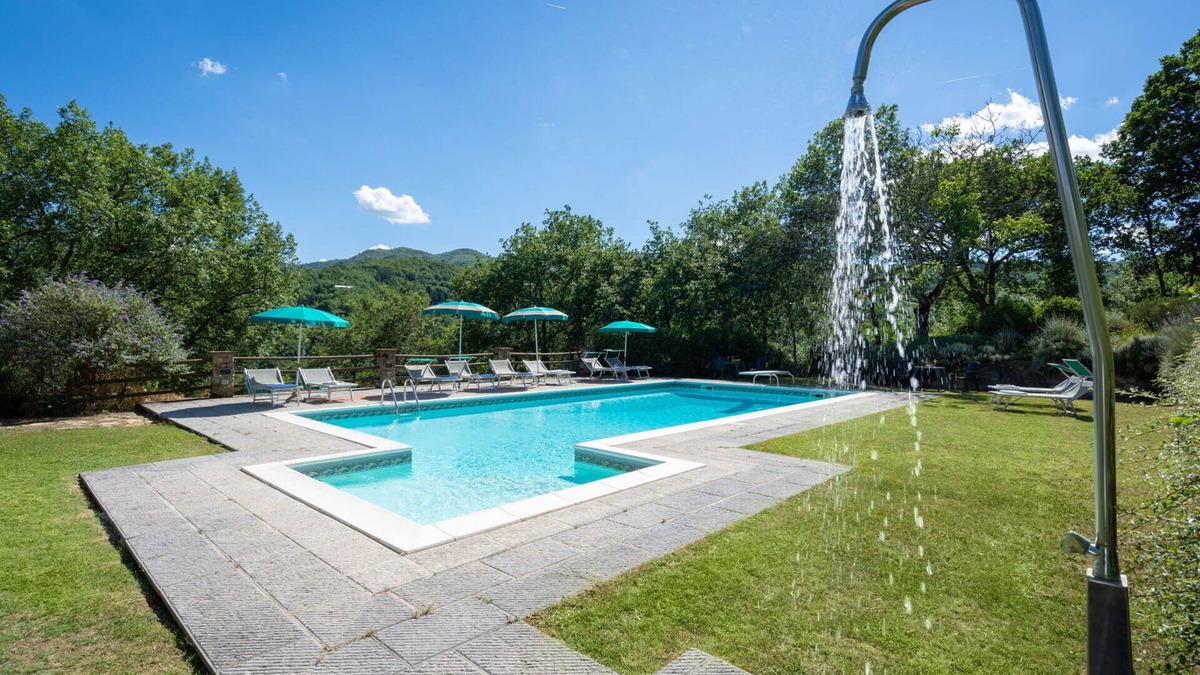 Vicchio Villa | Beautiful private villa with WIFI, private pool, TV, patio, pets allowed and panoramic view