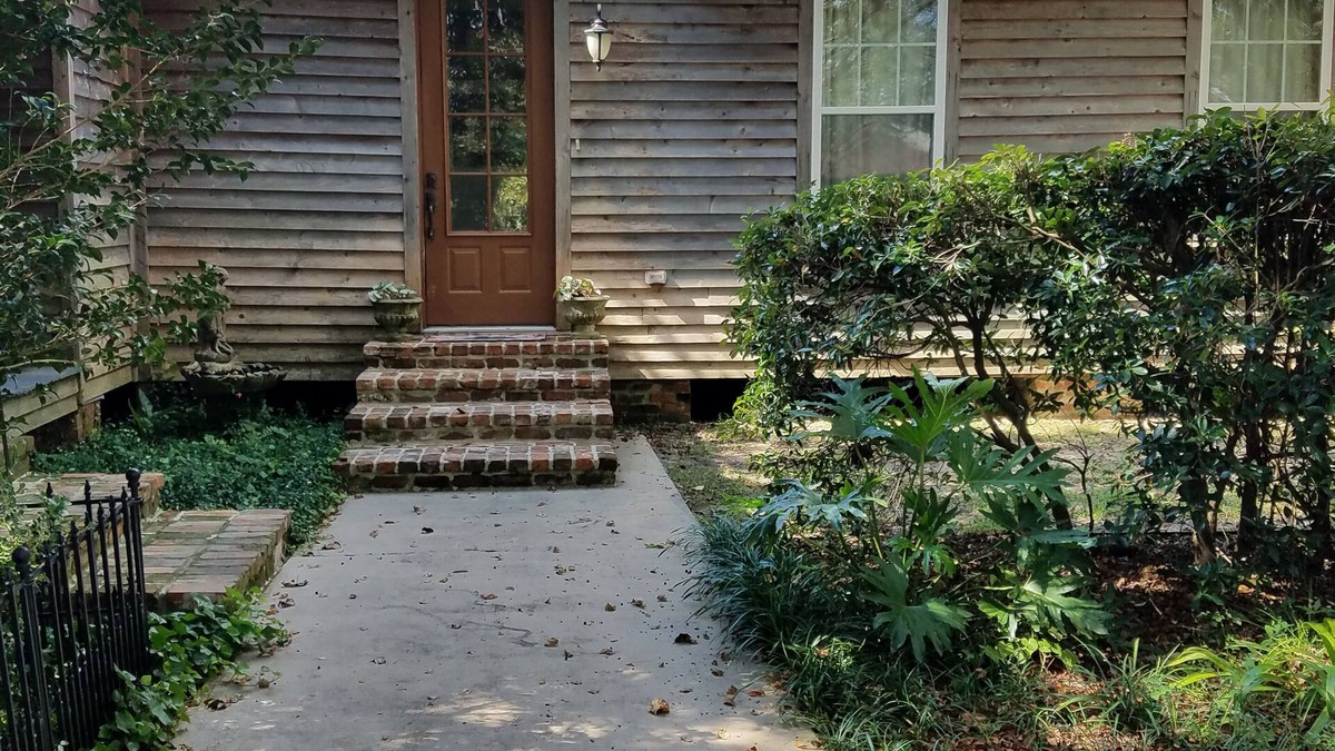 Breaux Bridge Condo | Beautiful Property on Bayou!