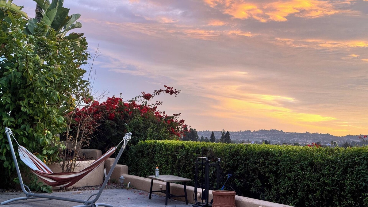 Rancho Bernardo House | Beautiful Rancho Bernardo, Heated Salt water Pool/Jacuzzi.