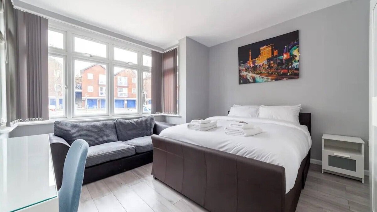 South Norwood House | Beautiful refurbished 4 Bedrooms