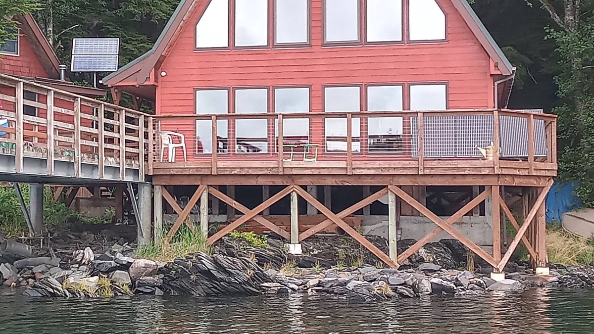 Loring House | Beautiful remote southeast Alaska water front home, far from the crowds.