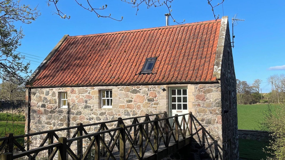 Banff House | Beautiful Renovated Mill near Portsoy and the beach