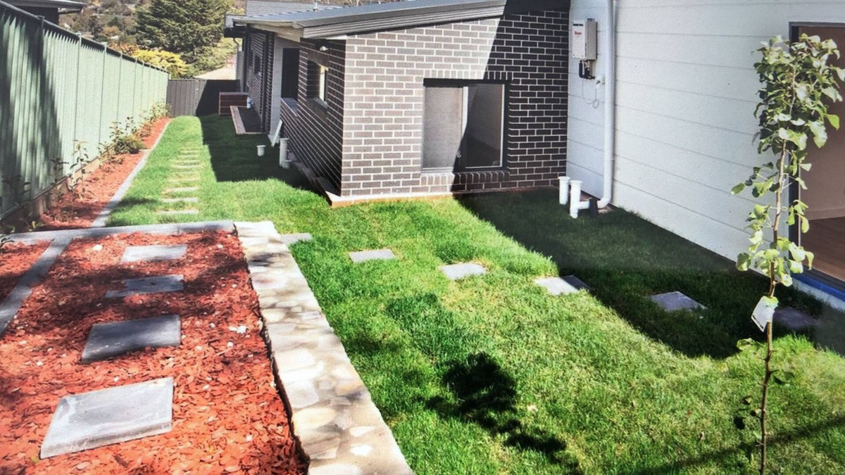 Lyons House | Beautiful reserve backing modern property