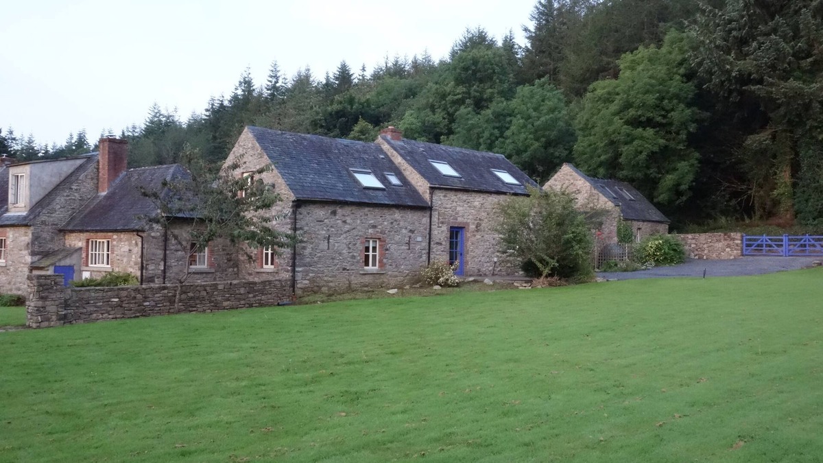 Newmarket Other | Beautiful Restored Farmhouse