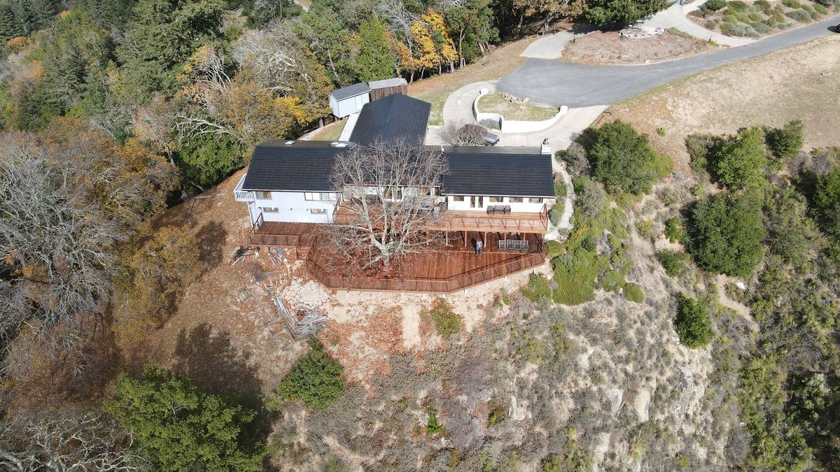 Los Gatos House | Beautiful retreat with a breathtaking view