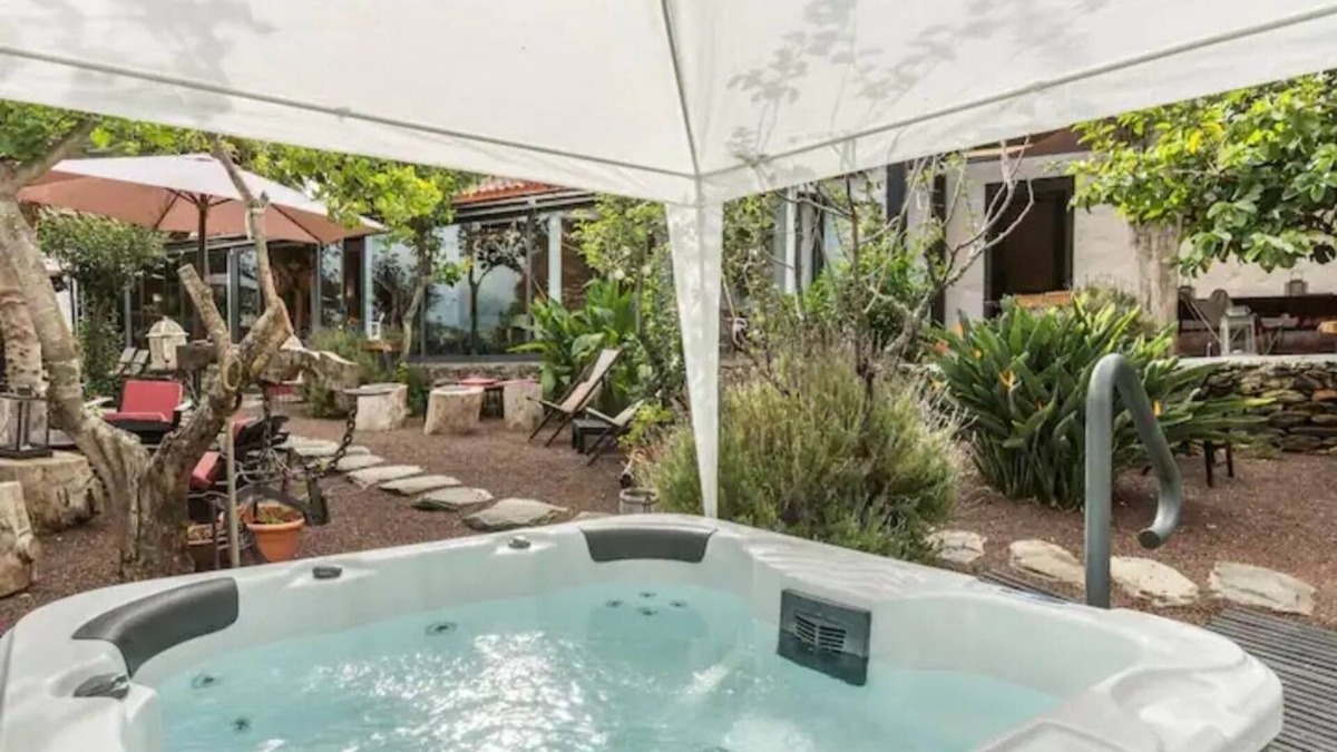 Arucas House | Beautiful Rural House Finca Doñana Ideal Families and Couples (Children 0-12 Free)