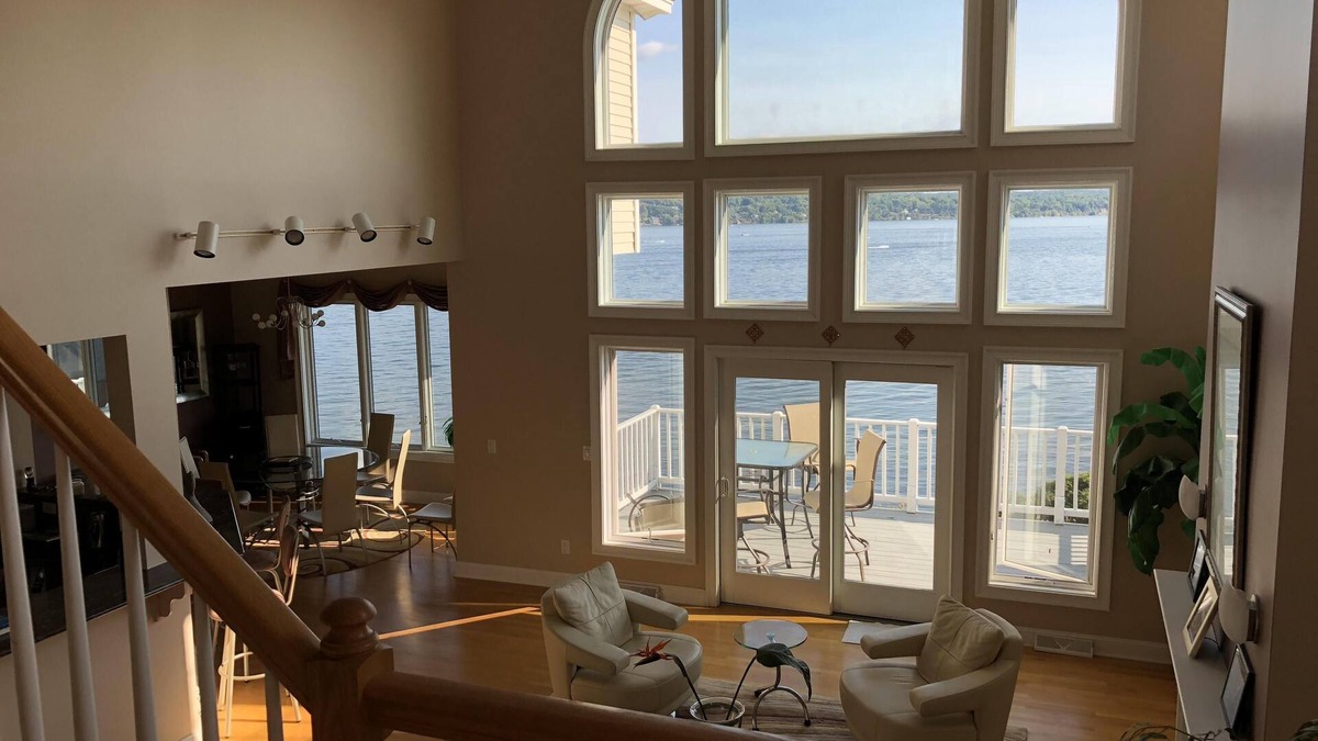 Saratoga Springs House | Beautiful Saratoga Lake waterfront Townhouse + Community Amenities