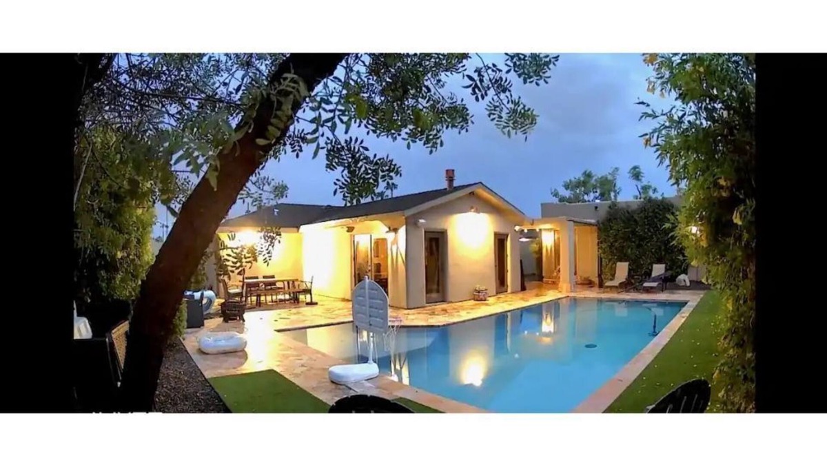 South Scottsdale House | Beautiful Scottsdale home in Old Town with a new heated pool/sleeps 6 w/4beds