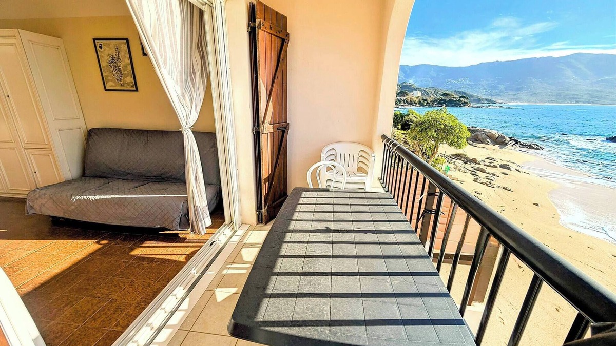 Tiuccia Apartment | Beautiful sea view on 4pers beach