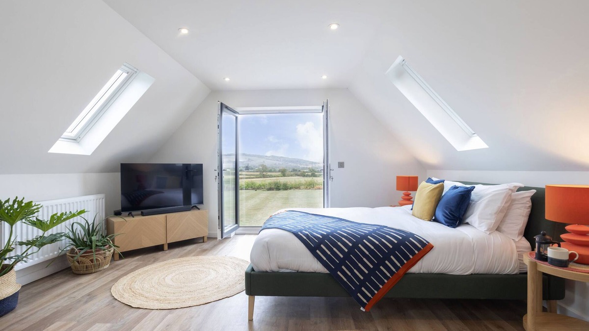 Mangotsfield Apartment | Beautiful Self Contained Annex in Toddington