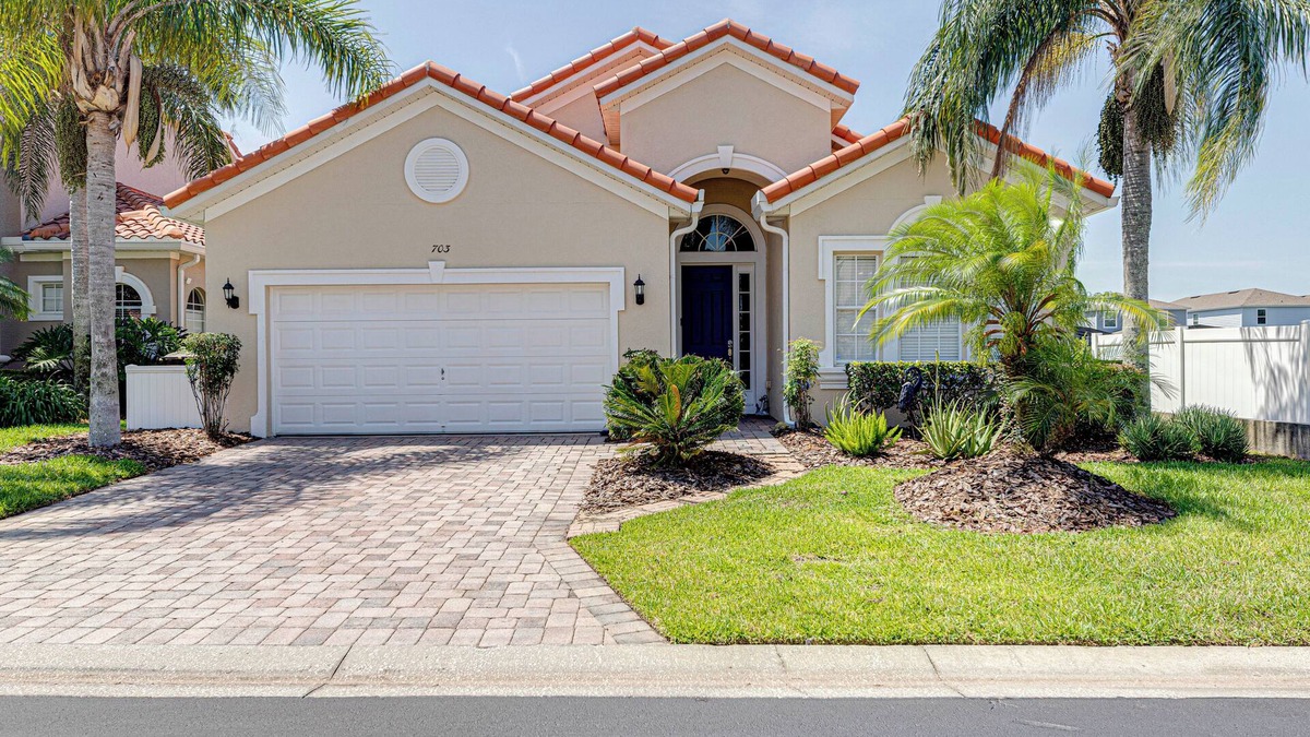 Tuscan Hills House | Beautiful Single Floor Private 5 BR, 4 BA Villa only 12-15 minutes from Disney